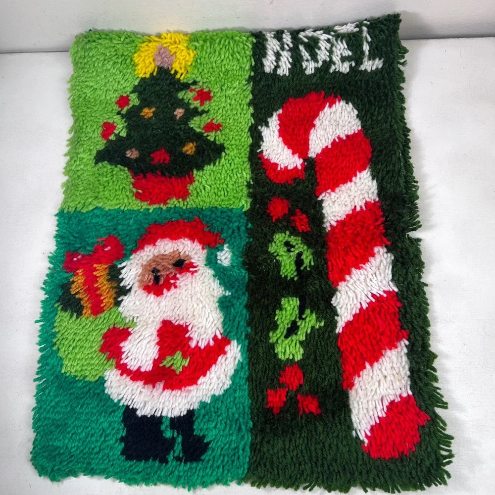 Vtg 24x18 Christmas Latch Hook Wall Hanging Noel‎ Santa Tree Candy Cane 70s Xmas